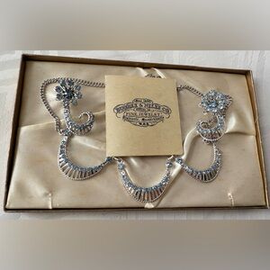 New Bugbee & Niles Silver Tone Blue Rhinestone Necklace Screw On Earrings 1957